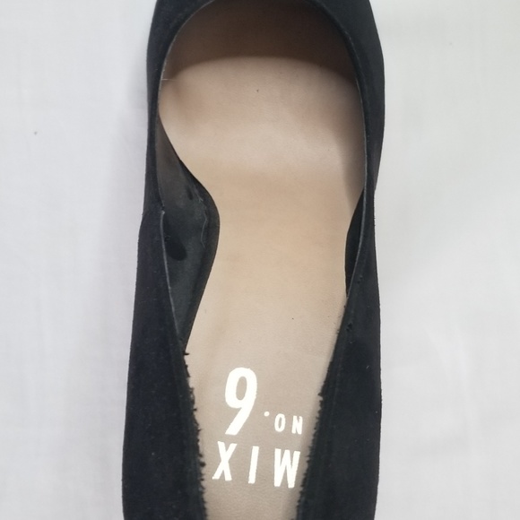 Heels - Picture 5 of 6